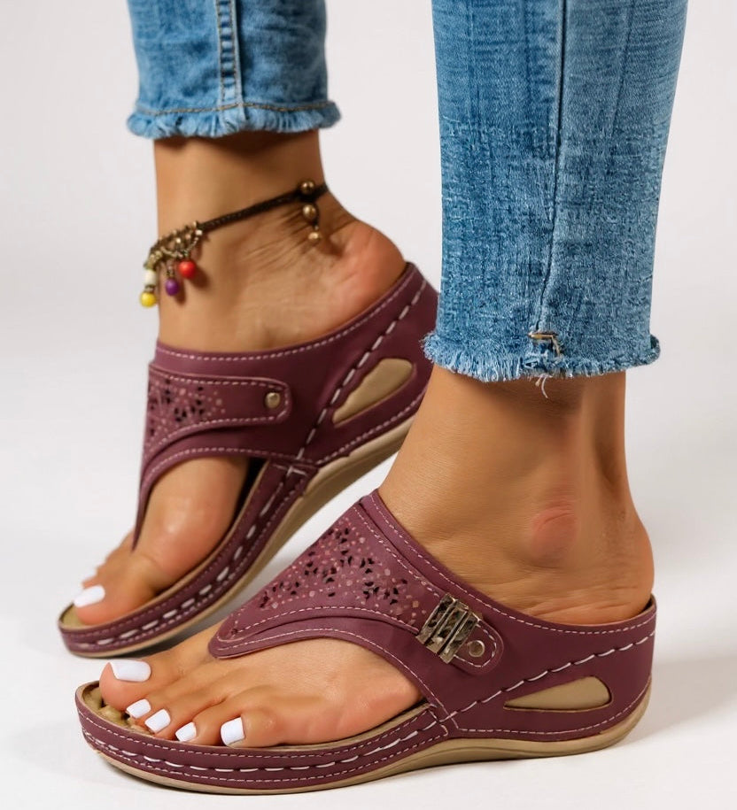 Marinette | Women's Cushioned Adjustable Sandals