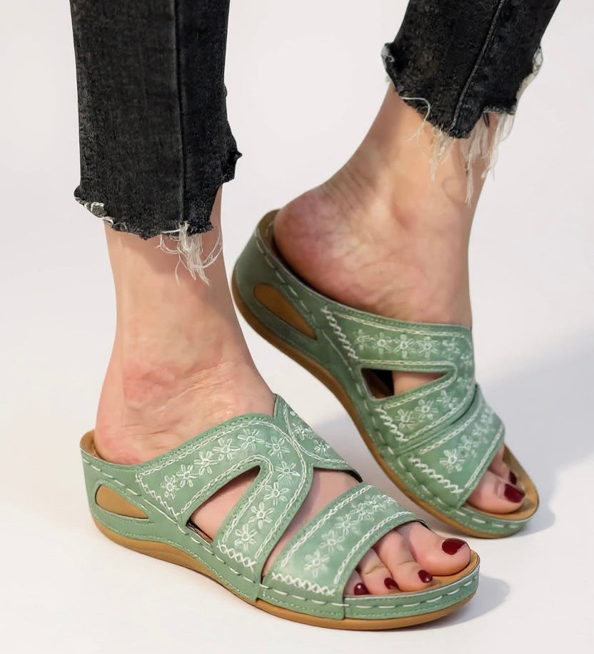 Margaux | Women's Cushioned Slip-On Sandals