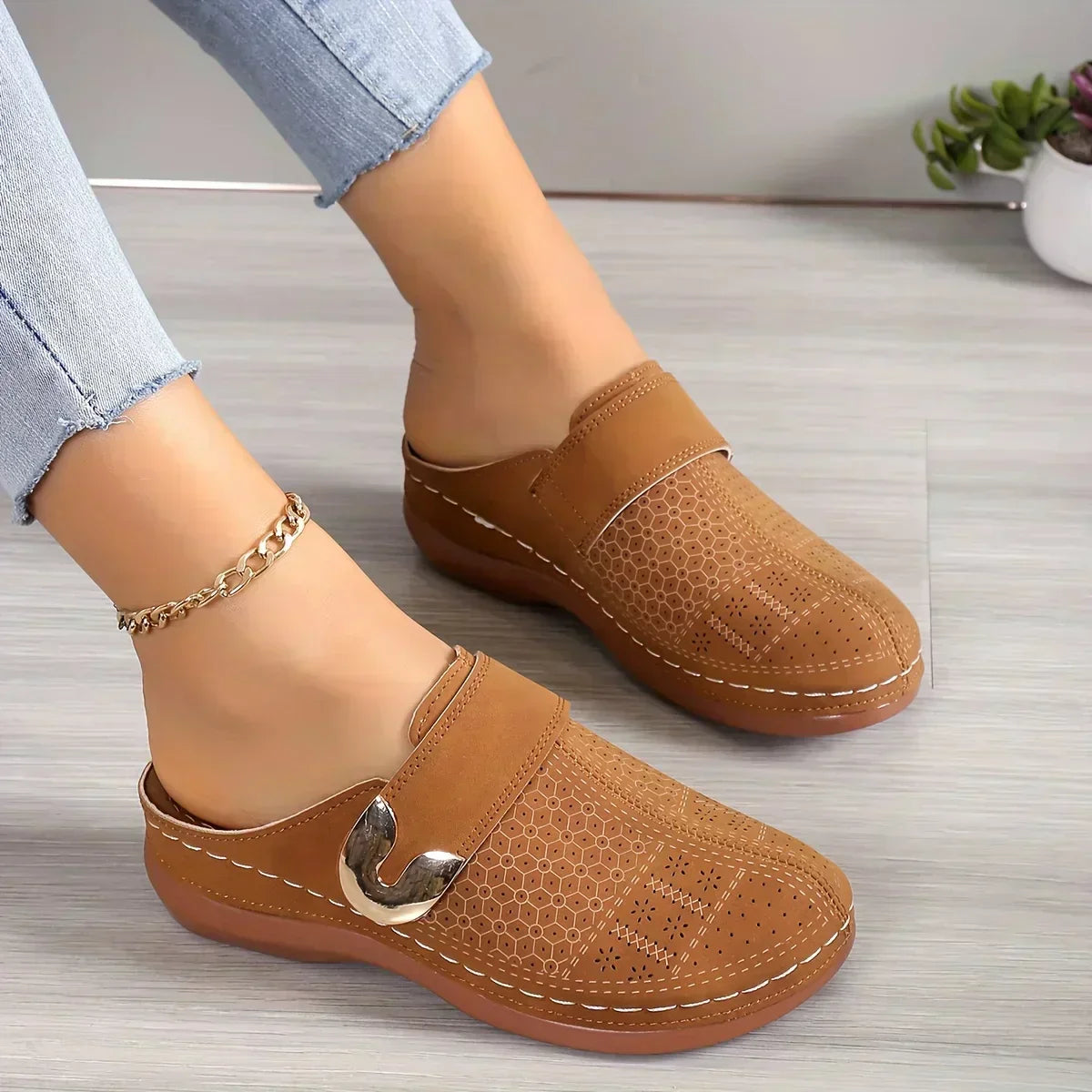 Maren - Chic Supportive Wedge Sandals