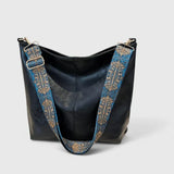 Ragnelle™ | Shoulder Bag with Unique Character