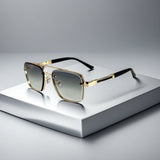 Scarlett | Sunglasses Aviator Square Gold Frame Gradient Lens